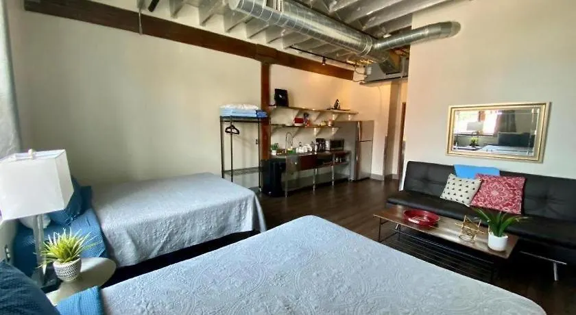 Nashville Downtown Hostel - Adults Only